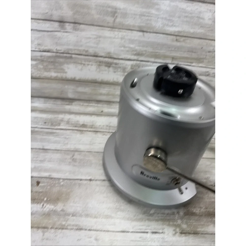 Breville Juice Fountain JE98XL 2 Speed Juicer Replacement Parts‎ Motor Base ONLY